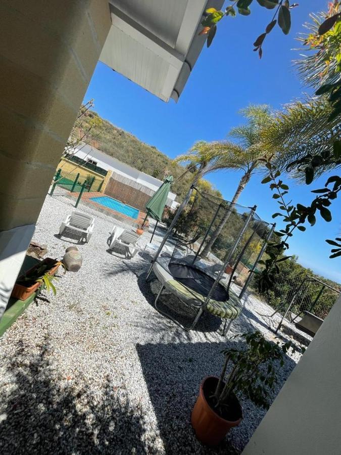 Villa La Paz Benajarafe Exterior photo